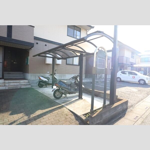 ルミエール　Ⅰ202号室 駐輪場