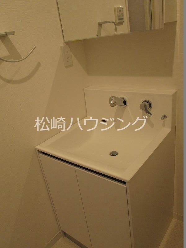 ＢＥＷＥＬプラス 洗面