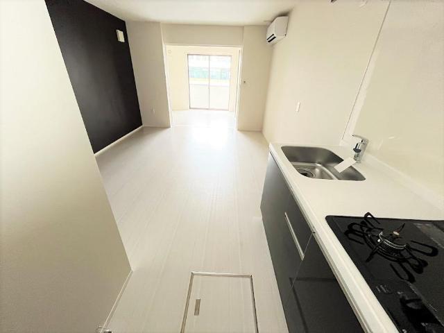 リオグランデ東戸塚101号室 リビング