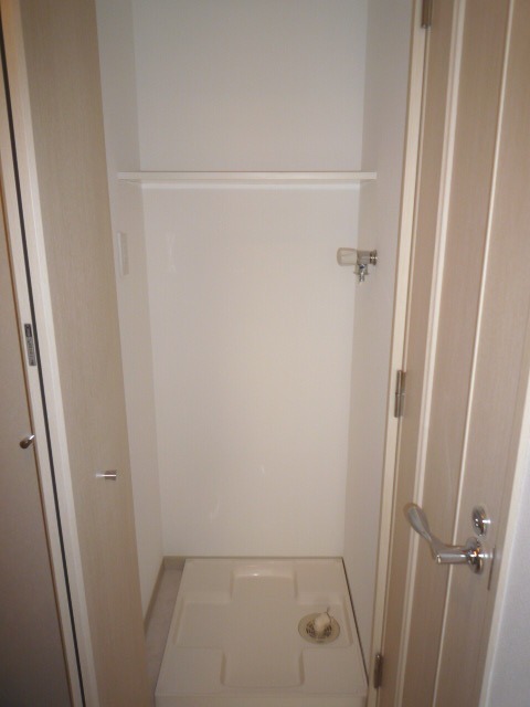 ガラ・ステージ高円寺1階 洗濯機置場