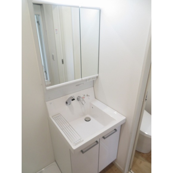 グランドール足立0201号室 独立洗面台