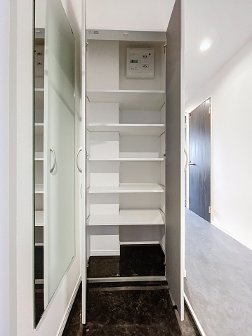 スカイルーチェ南浦和202号室 玄関