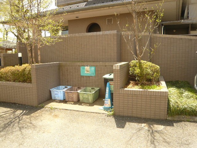 ヴェルドミール幸0206号室 エントランス