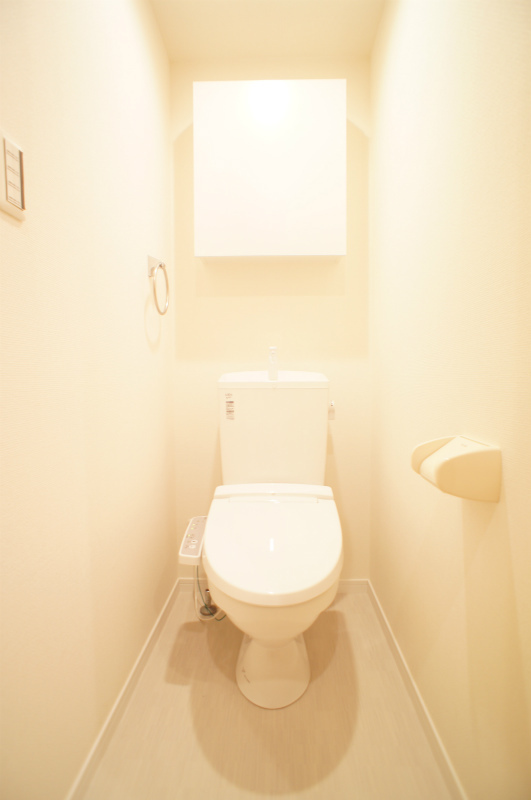 リブリ・LUCE1階 トイレ