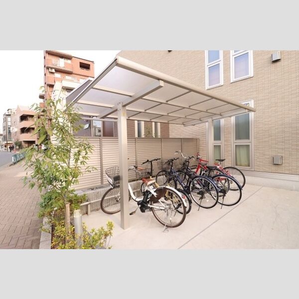 フローレンス北町 屋根付き自転車駐輪場