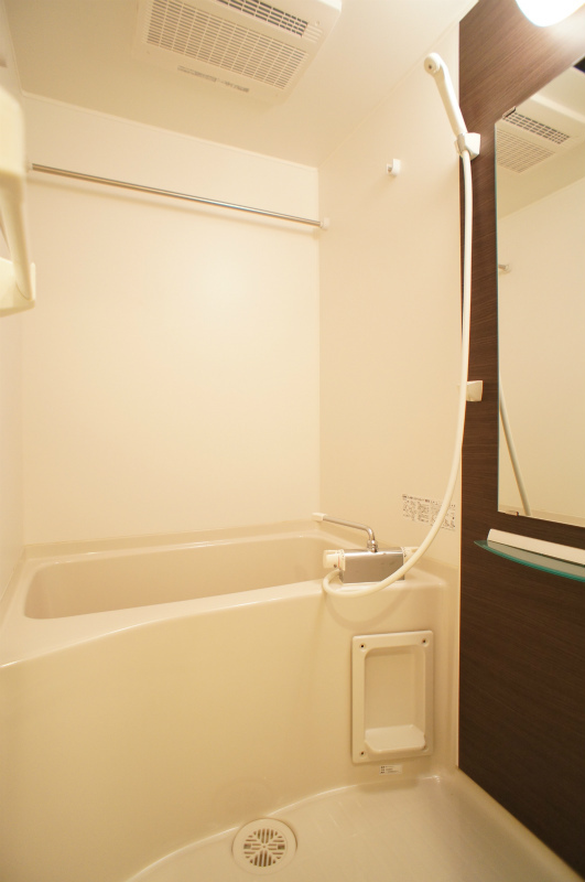 リブリ・ハナミズキ Zwei お風呂