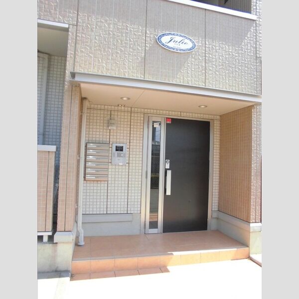 JULIO(フリオ) エントランス