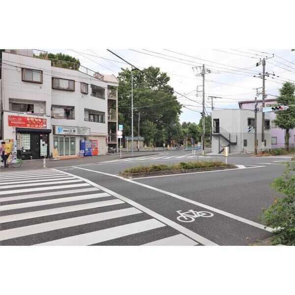 フラットエイトB 周辺