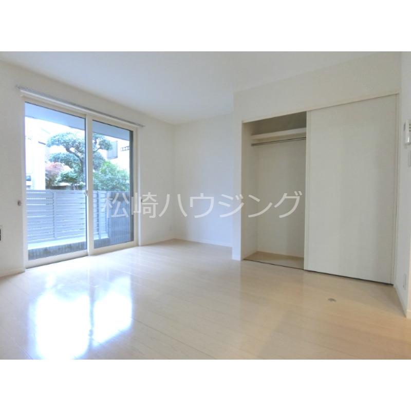 フェリーチェ中野 リビング