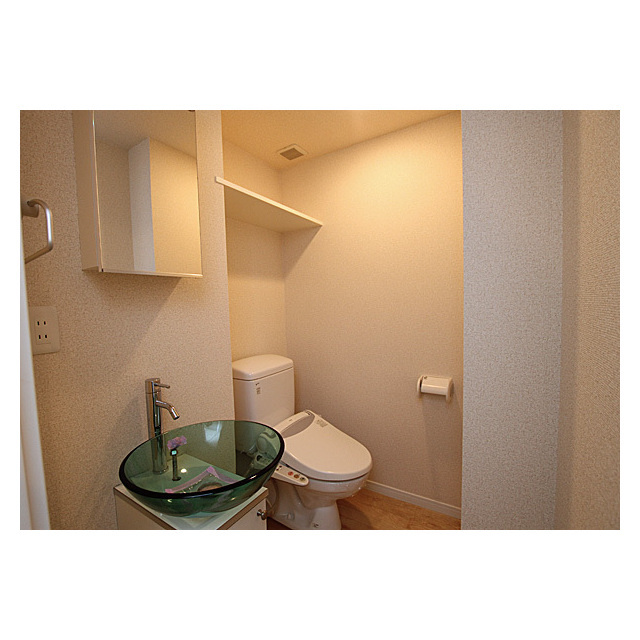 ZESTY西新宿Ⅲ0405号室 内観