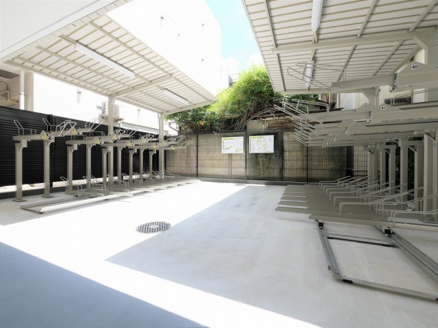 ラフィスタ中野本町8階 外観