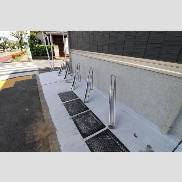 D-Style氷川台205号室 駐輪場