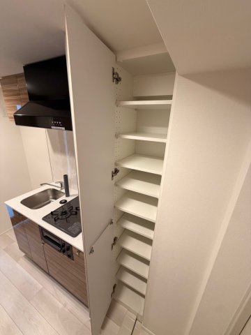 ガーラ行徳グランドステージ4階 収納