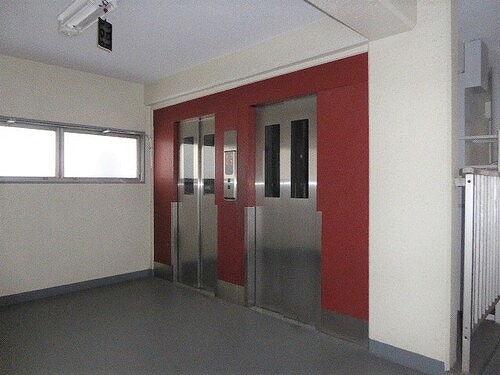 マンション勝どき10階 エレベーター　※2024年1月撮影