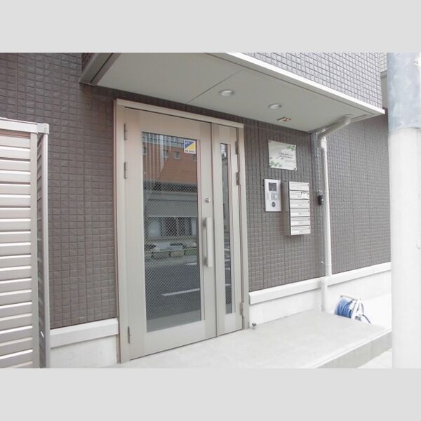 ジョワイユ エントランス