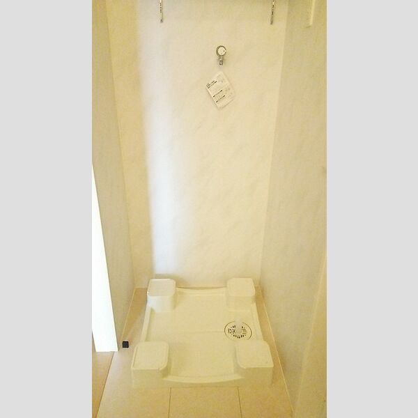 ミラベルコート101号室 室内洗濯機置き場