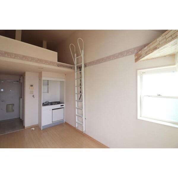 ユナイトステージ上大岡イースト102号室 リビング