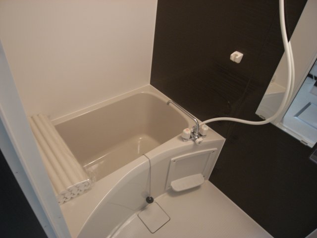 ベイルーム生麦101号室 お風呂