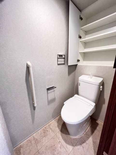 ドゥーエ板橋区役所前9階 トイレ