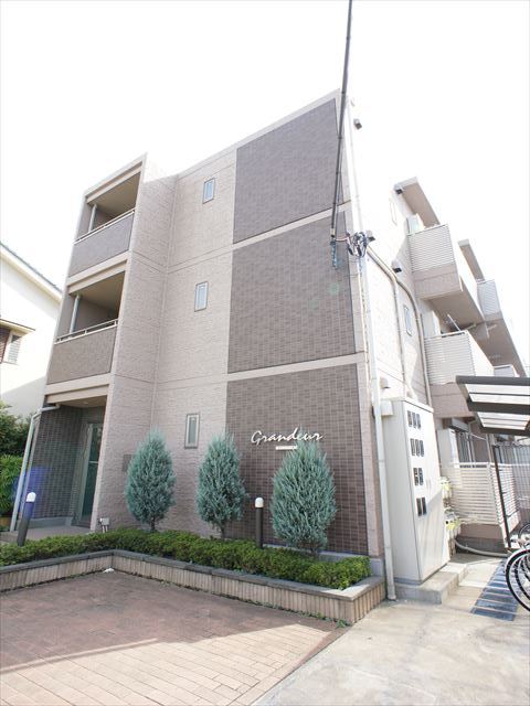 グランドゥール0302号室 当社管理物件でご案内はお任せ下さい。