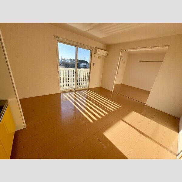 K・ファミリア LDK