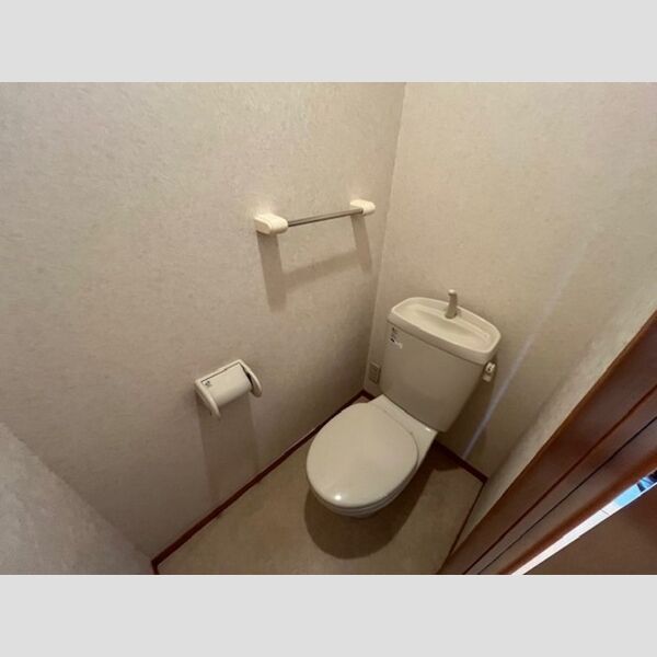 コトー・タカイチ101号室 トイレ