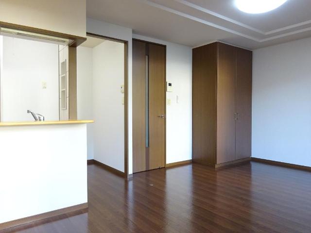 プレイス102号室 リビング