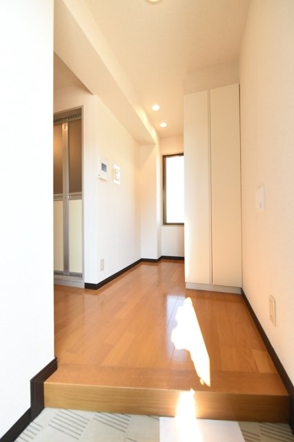 ルーブル江古田Ⅱ 玄関