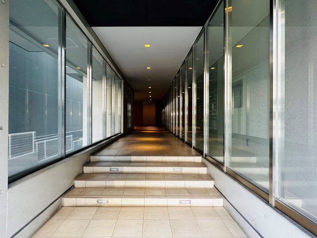 プラウドフラット横浜1001号室 ロビー