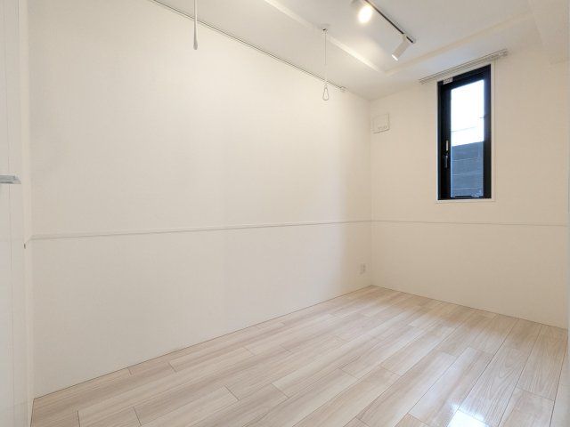 フラッフィー市谷台町0102号室 リビング