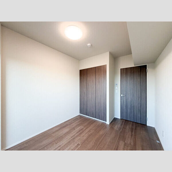 サンジョイアゼロ804号室 洋室5.6帖