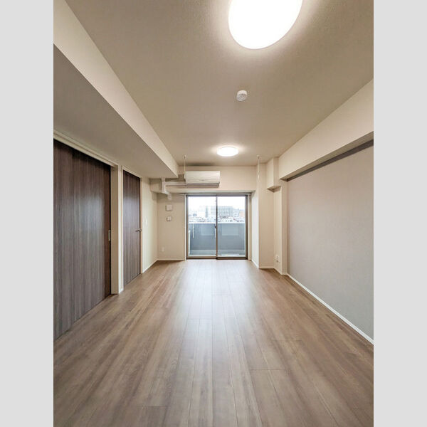 サンジョイアゼロ605号室 LDK①