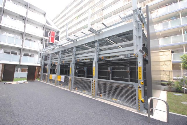 ケーディーエックスレジデンス豊洲410号室 駐車場