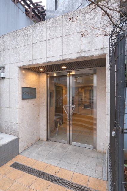 グランジュール目白西2階 エントランス