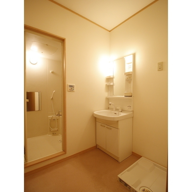 アムール 優105号室 内観