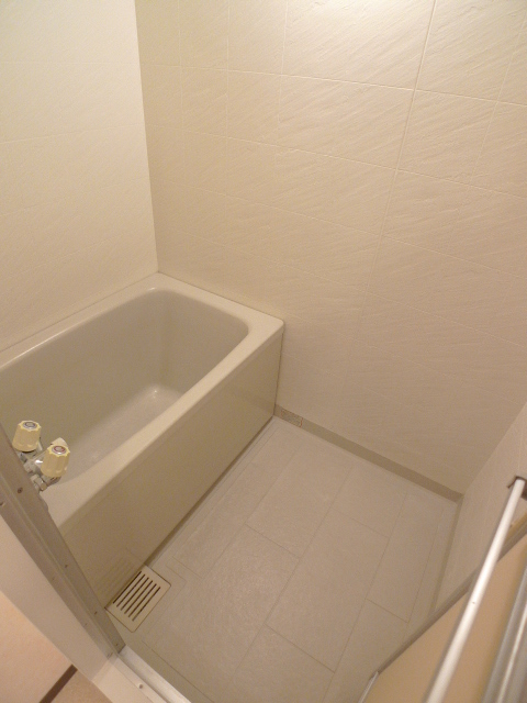 グランシャリオ誠治館 お風呂