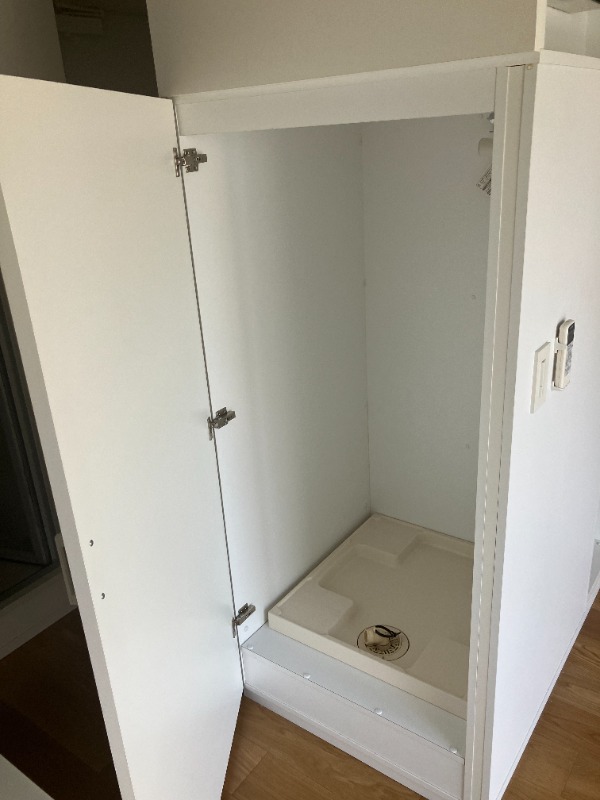 CREAL桜台 室内洗濯機置場