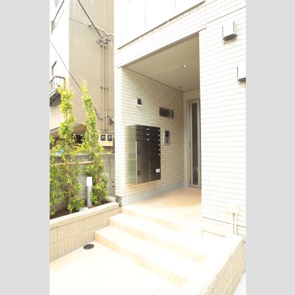 フェリシア エントランス