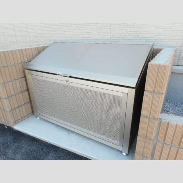 アイビーコートT 入居者様専用ゴミストッカー