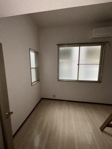 グレースつつじヶ丘弐番館 リビング