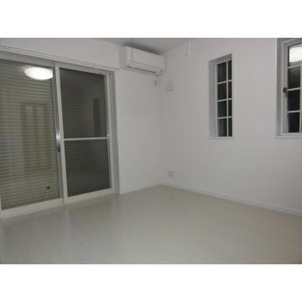 Crane　Hills101号室 リビング