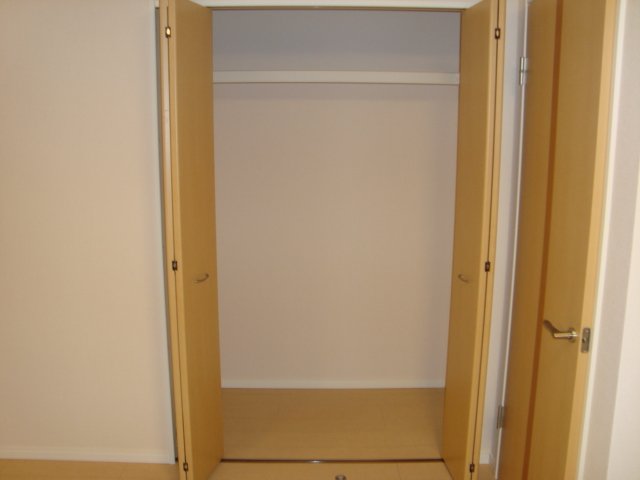 エクセル・ハイツ 収納