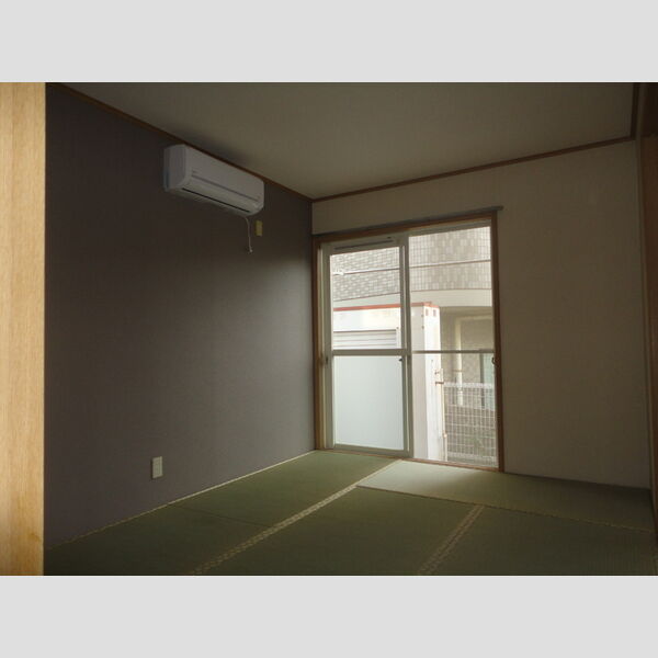 グリーンヒルズ芝山　Ⅱ102号室 和室