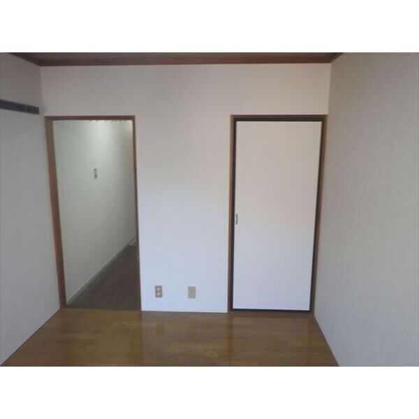 メゾン蘇我202号室 リビング