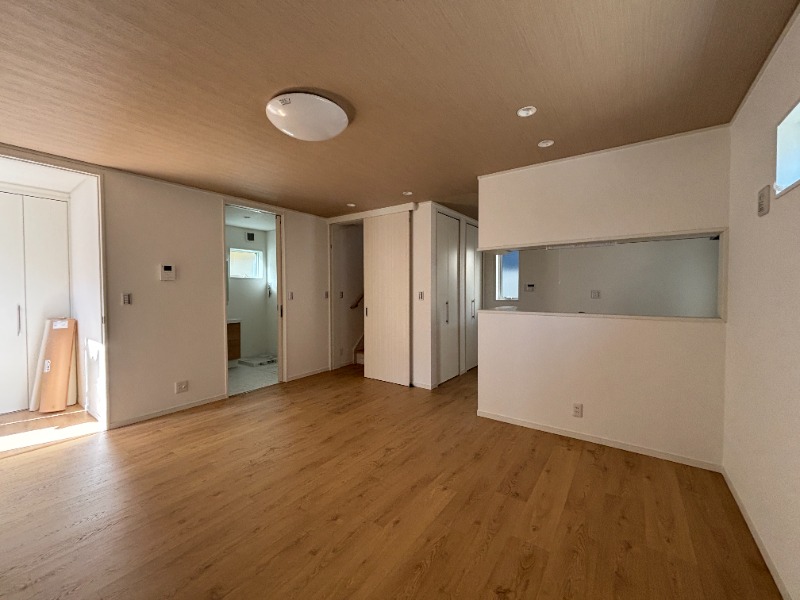 別所6丁目戸建 リビング