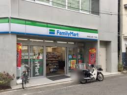日神パレステージ三軒茶屋Ⅱ 【コンビニエンスストア】ファミリーマート 世田谷上馬一丁目店まで190ｍ