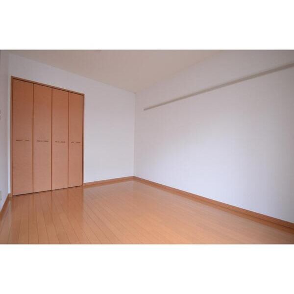 本牧グリーンハイツ102号室 リビング