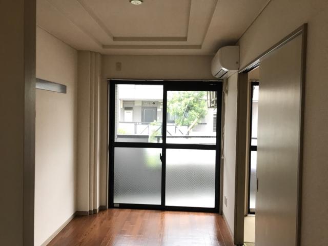 101号室