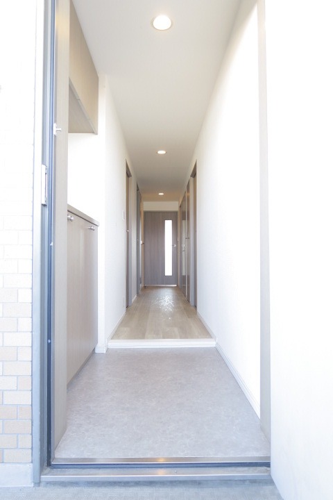 TRガーデン蕨（旧PLENDY蕨） 玄関