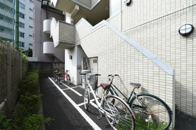 パークウェル渋谷本町502号室 同建物別部屋の参考画像